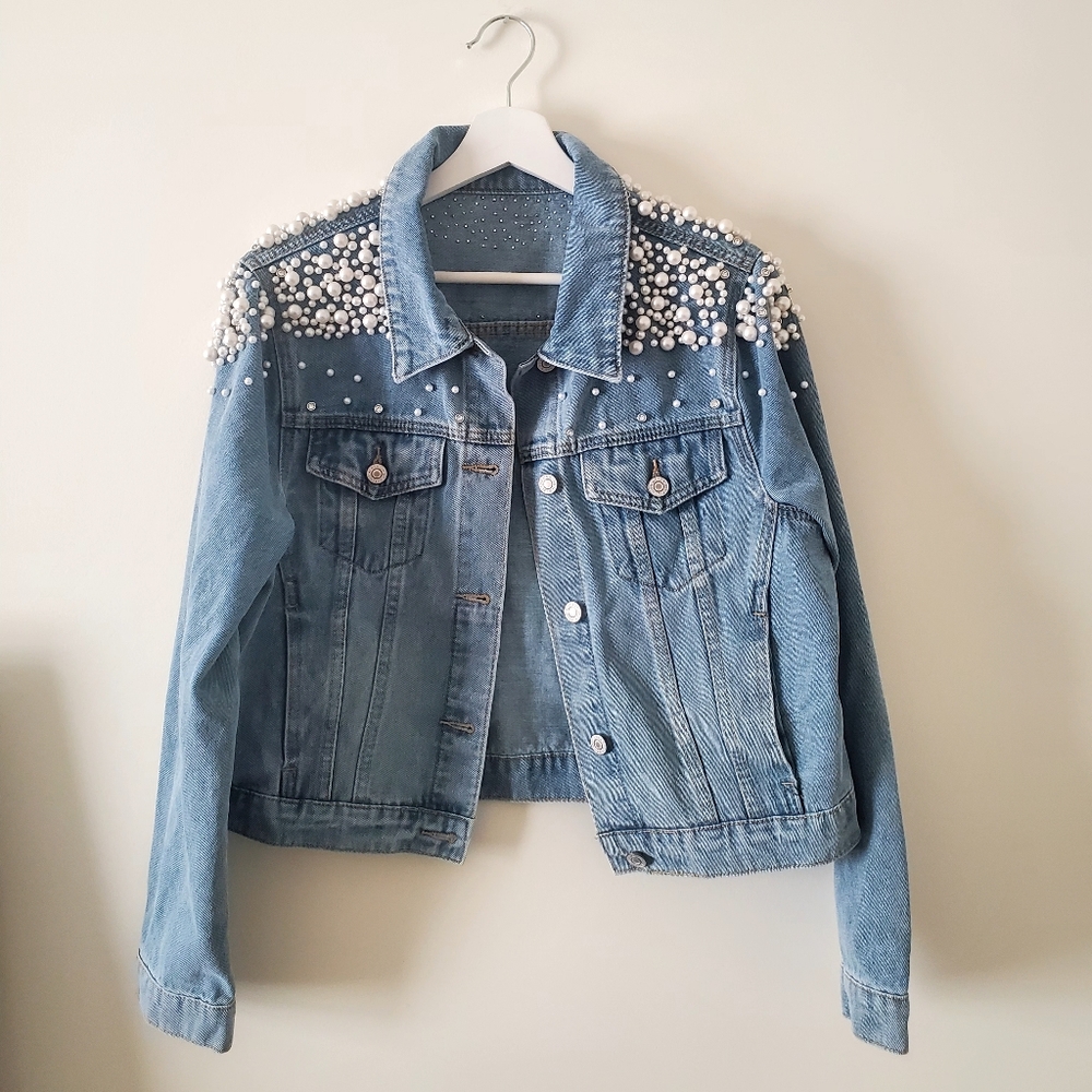 Pearl-Embellished Light Blue Denim Jacket